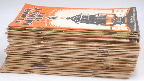 Lot of 32 Issues of The Model Railway News; 1925 1926 1927, by Various